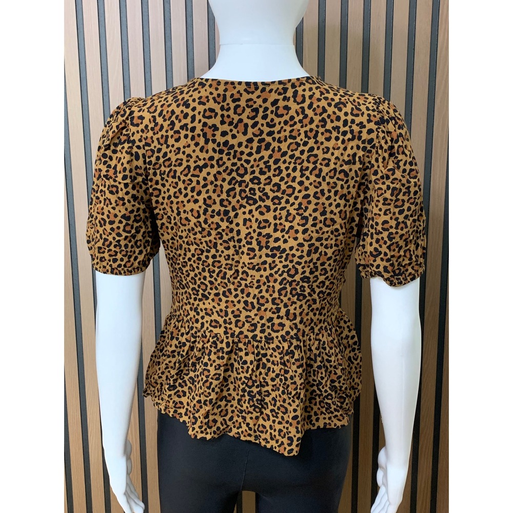 J.Crew Leopard Print Peplum Top Short Puff Sleeve Keyhole Tie Blouse Size 6 - Picture 3 of 8